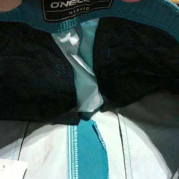 O’Neill Hybrid Ombré aqua shorts,hip/back pockets,lined,elastic drawstring waist - Picture 10 of 10